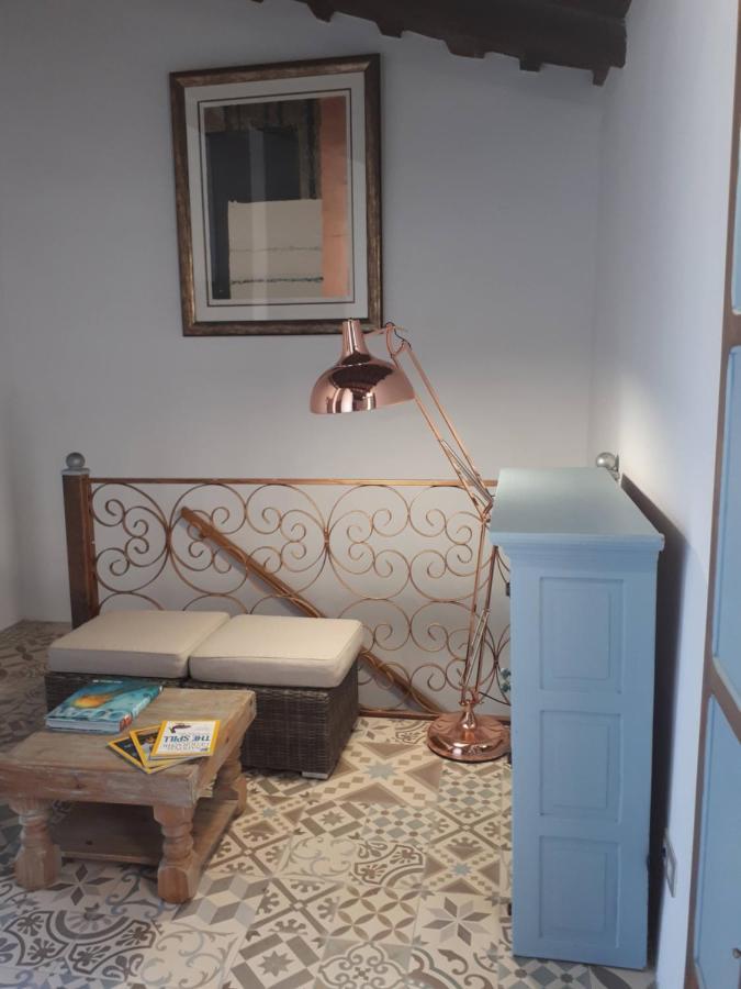 Casa De Bello Tortosa Bagian luar foto